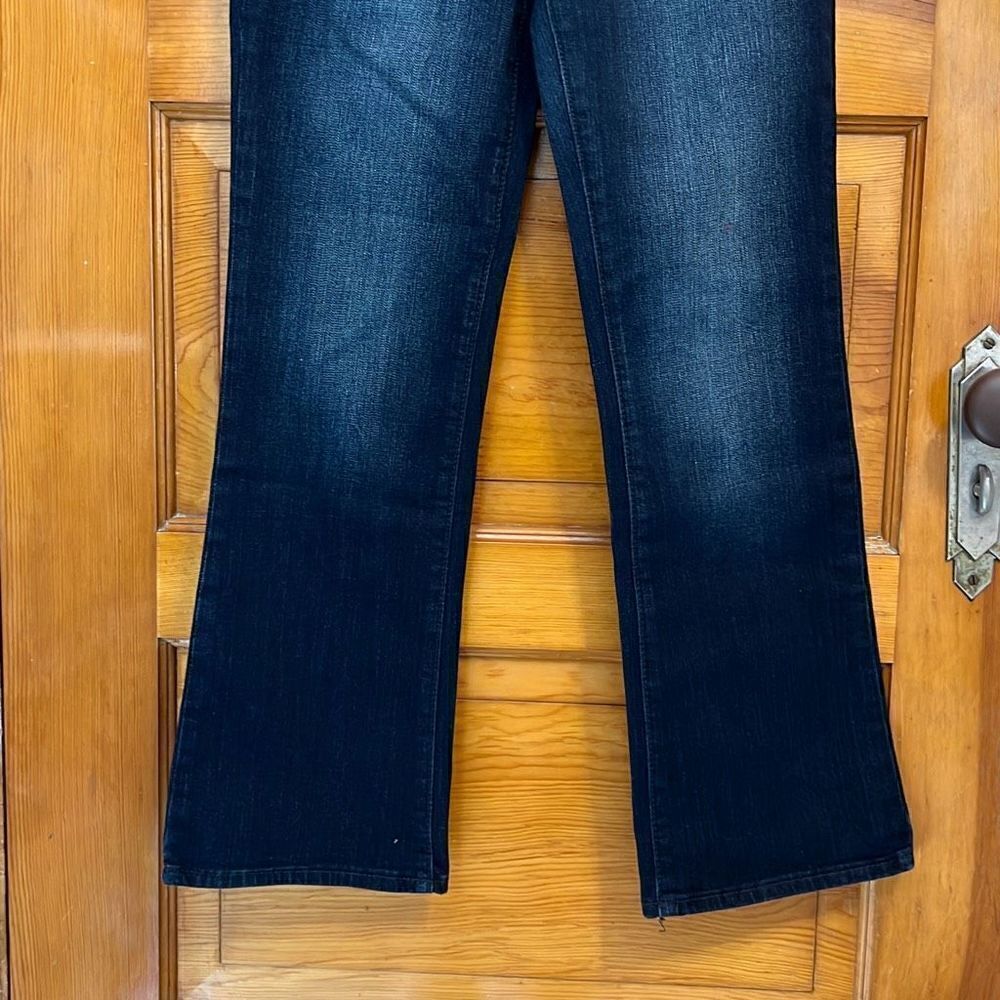 William Rast Midrise Crop Boot Cut Dark Wash Jeans Women’s 24 - Picture 3 of 9